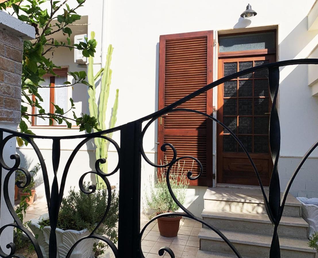 Tap Apartments - In Independent House With Private Garden Alghero Exterior photo