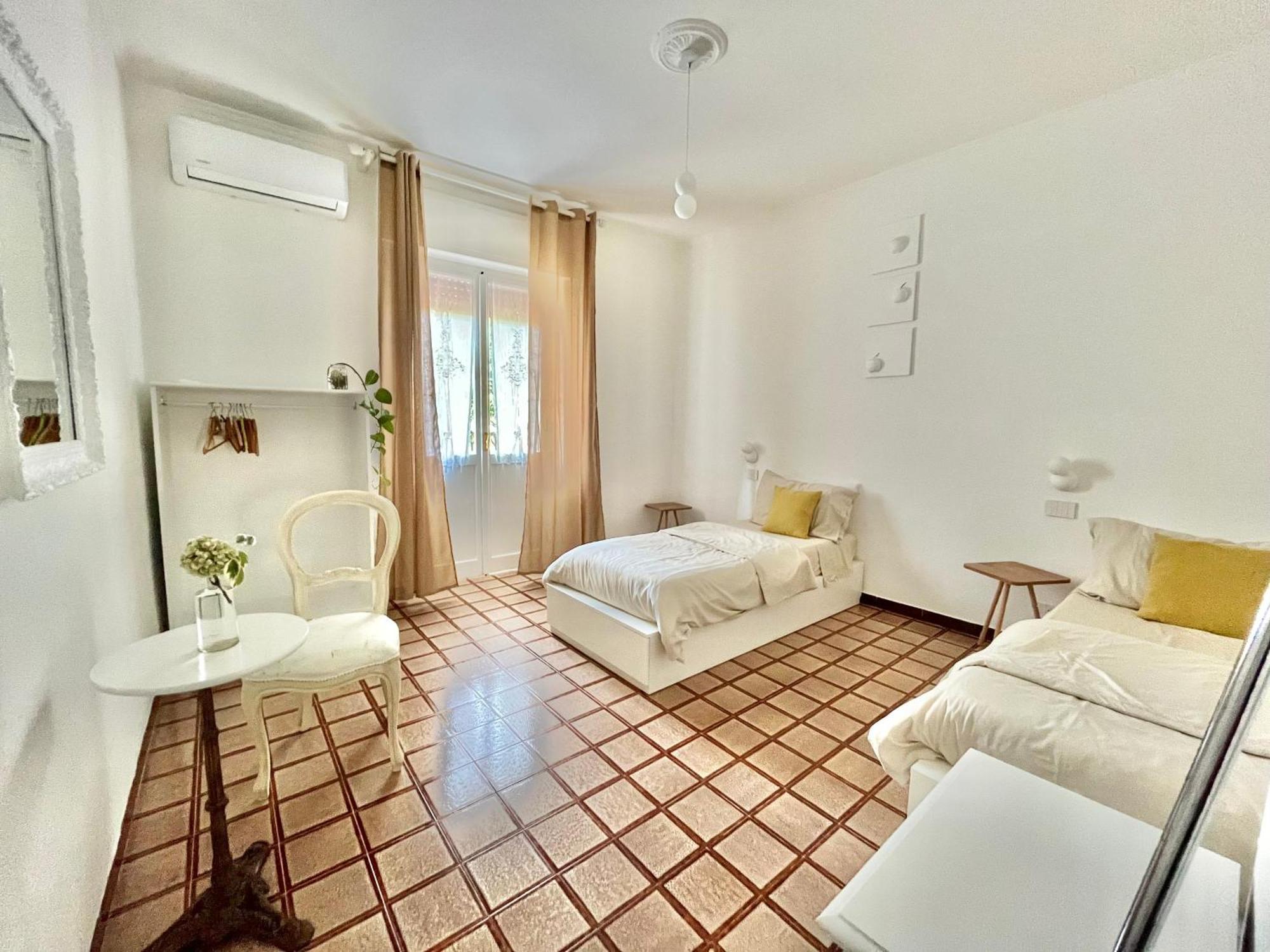 Tap Apartments - In Independent House With Private Garden Alghero Exterior photo